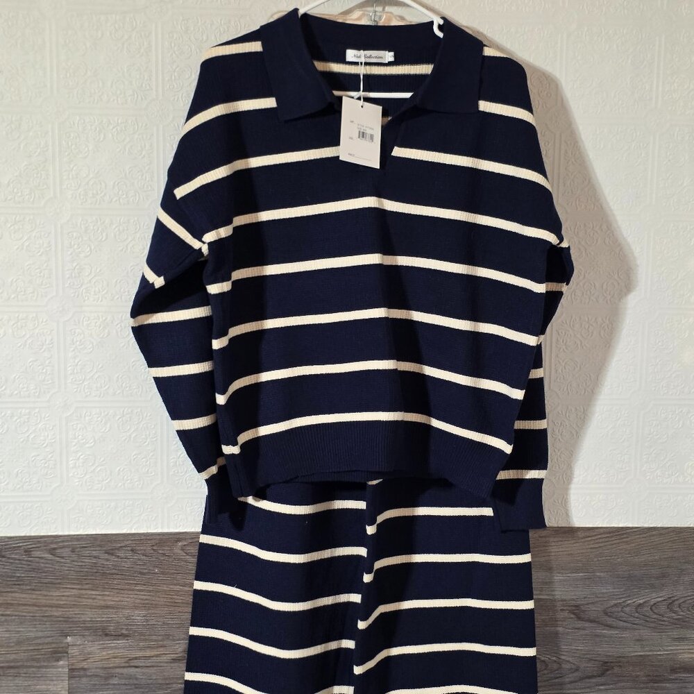 Nali Collection NWT S/M Navy Striped Knit 2 Piece Set